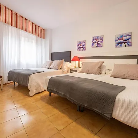 Hospedaxe Maria Aguino Guest house *