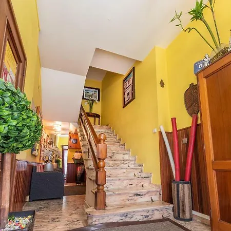 Hospedaxe Maria Aguino Penzion 3*