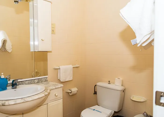 Hospedaxe Maria Aguino 3*