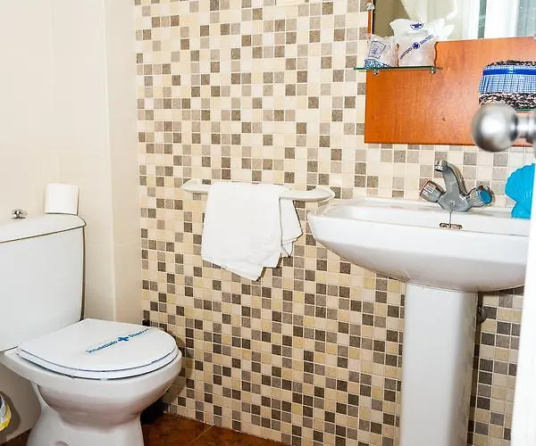 Hospedaxe Maria Aguino Πανσιόν 3*