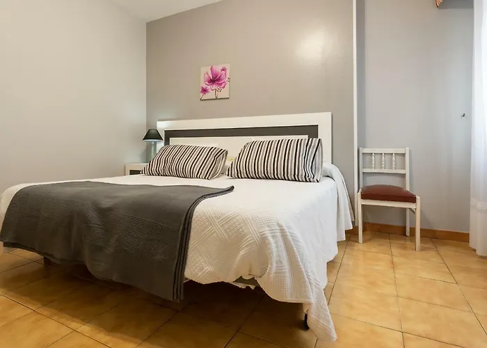 Hospedaxe Maria Aguino Πανσιόν