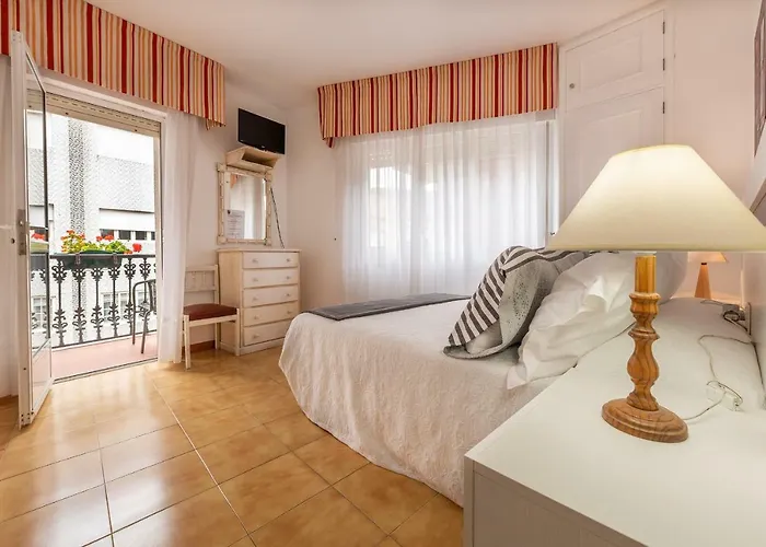 Hospedaxe Maria Aguino Πανσιόν