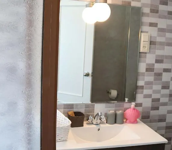 Hospedaxe Maria Aguino 3*